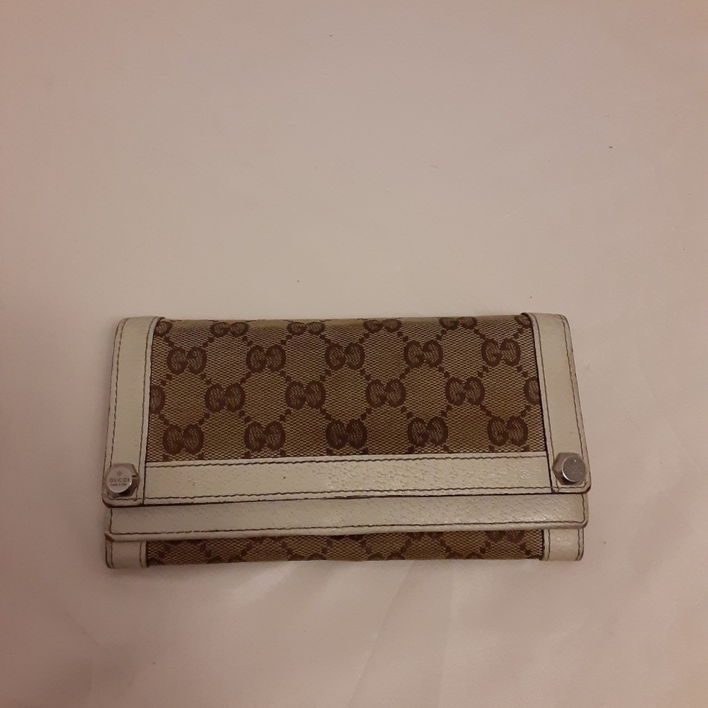Gucci vintage wallet